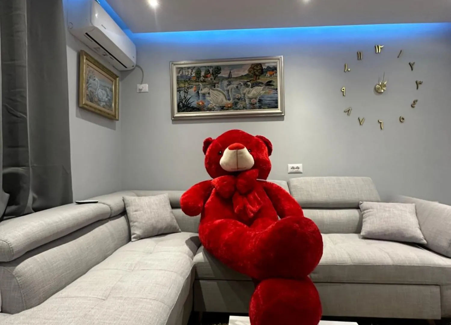 Luxury Apartment Near Tirana Center Holiday home